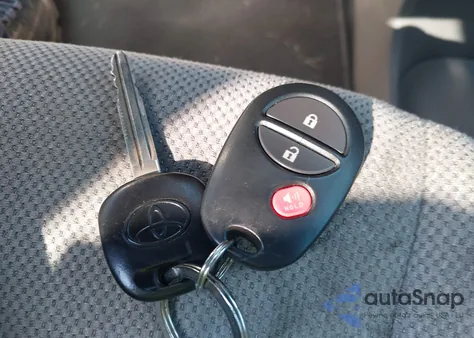 2018 Toyota Sienna L 7 Passenger from USA, damaged, VIN 5TDZZ3DCXJS901586